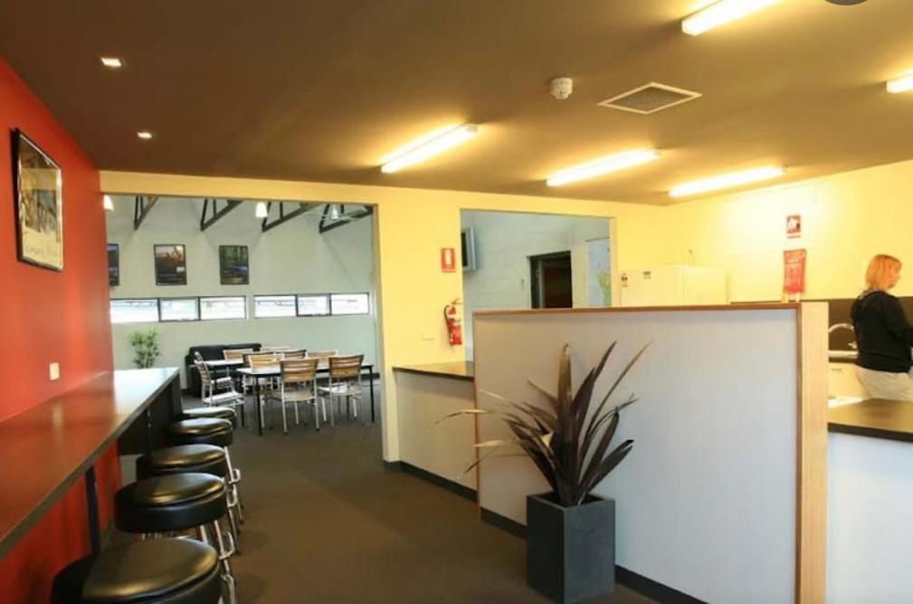 Swansea Backpacker Lodge Экстерьер фото