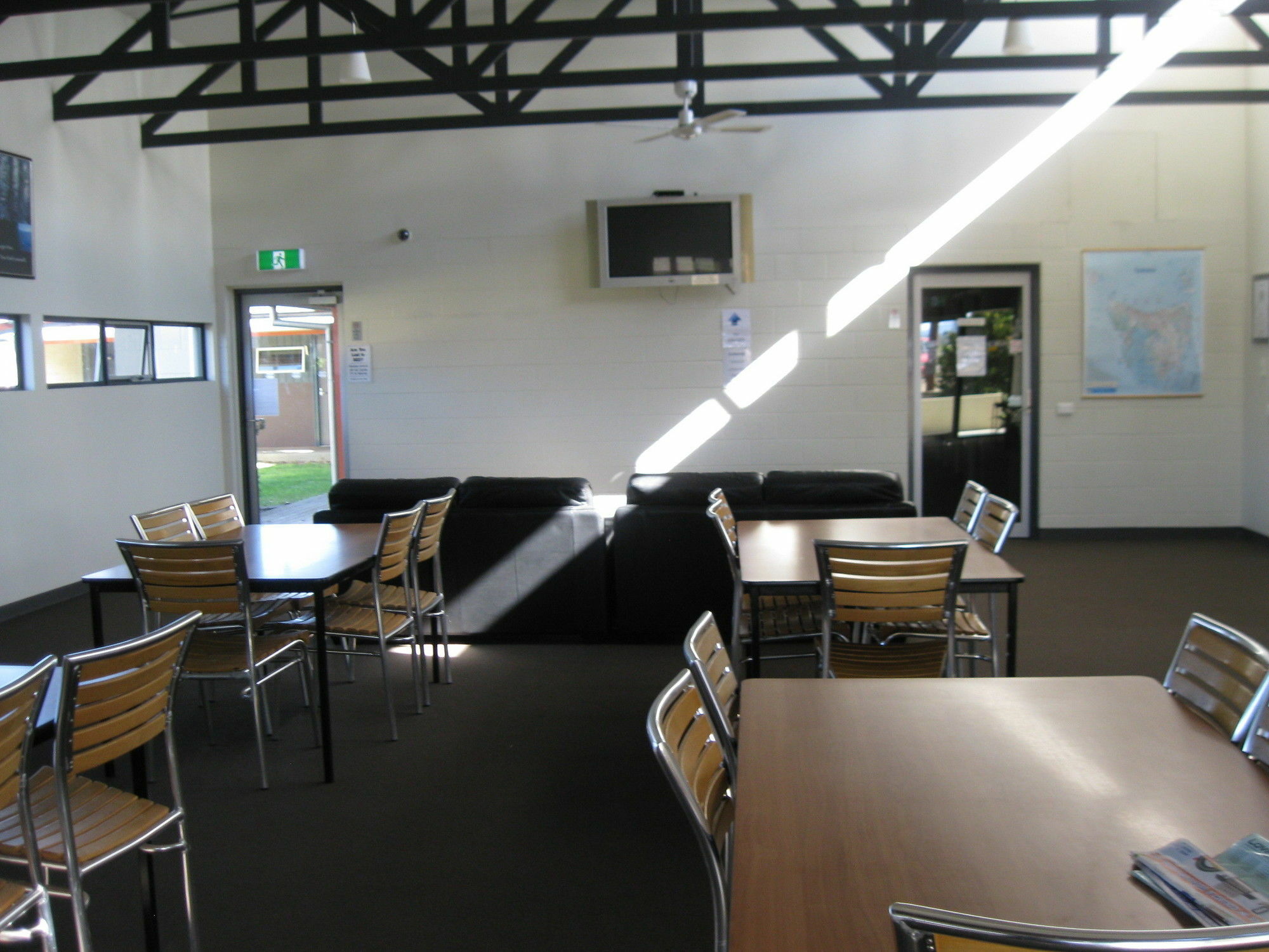 Swansea Backpacker Lodge Экстерьер фото
